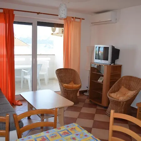 Apartments Leticia Baska  Exterior photo