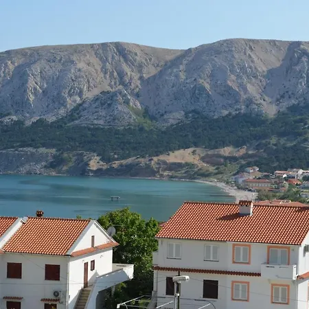 Apartments Leticia Baska  Exterior photo