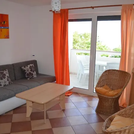 Apartments Leticia Baska  Exterior photo