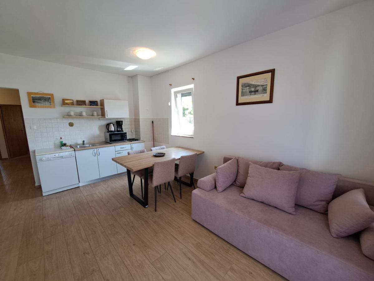 Apartment Leticia Baska (Krk)