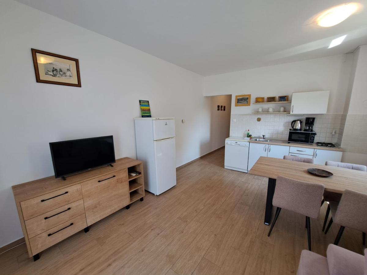 Apartment Leticia Baska (Krk)